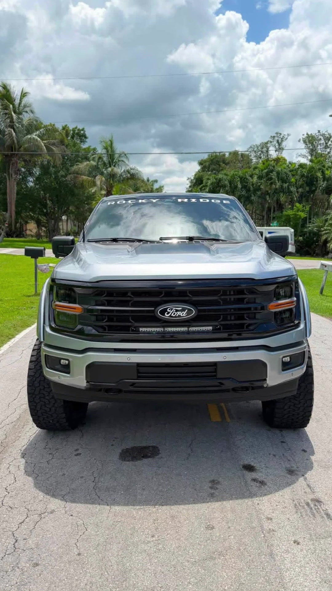 @TheBiggestBurrrrr😈
