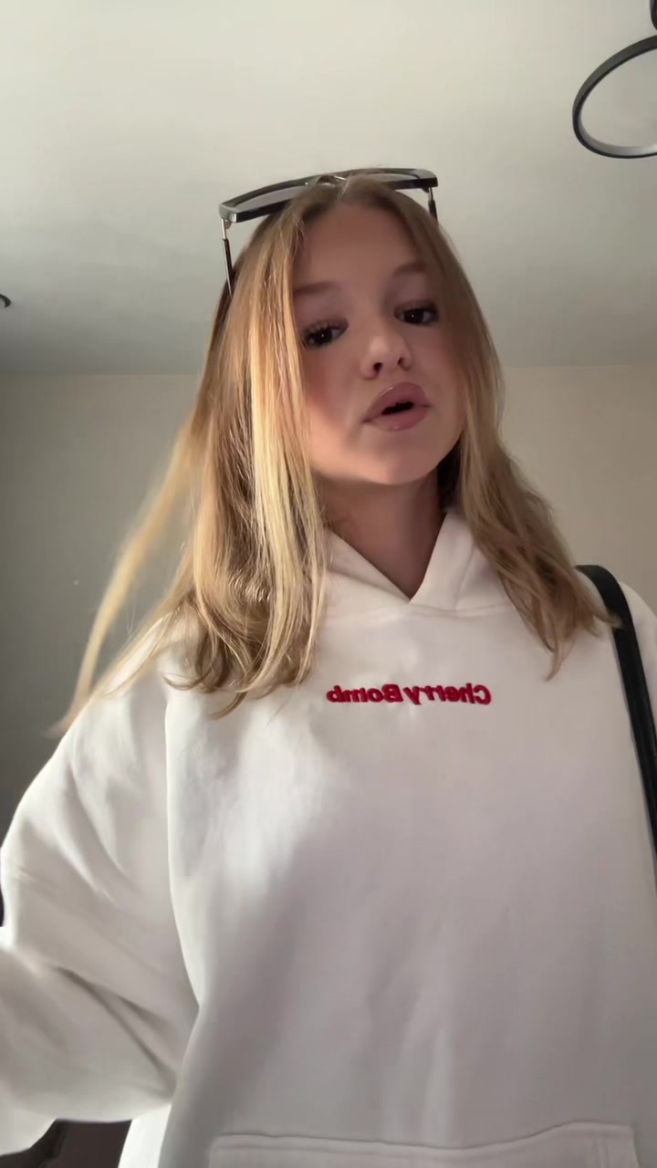 @алисон