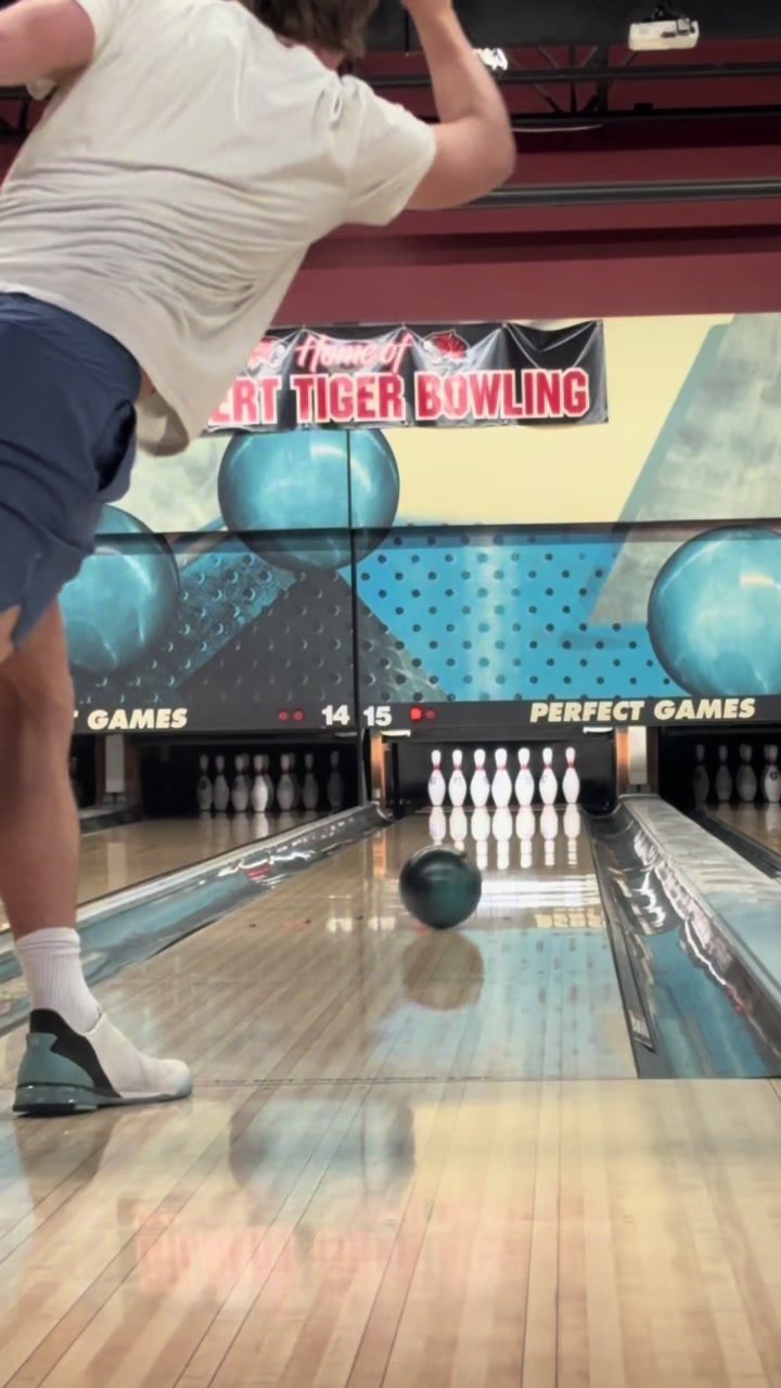 @BowlingByBeek