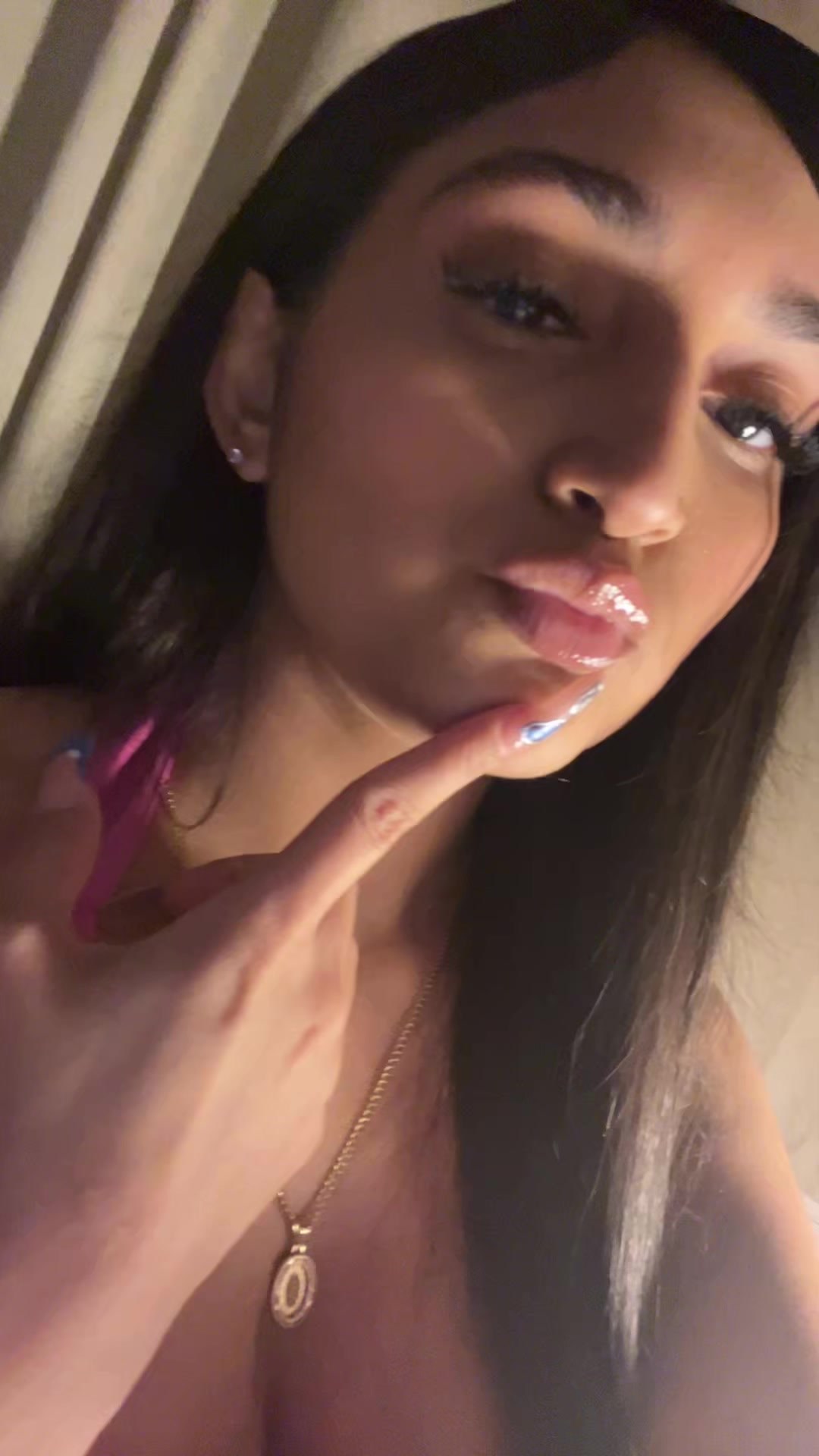@angie