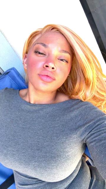 @Yana Marie✨
