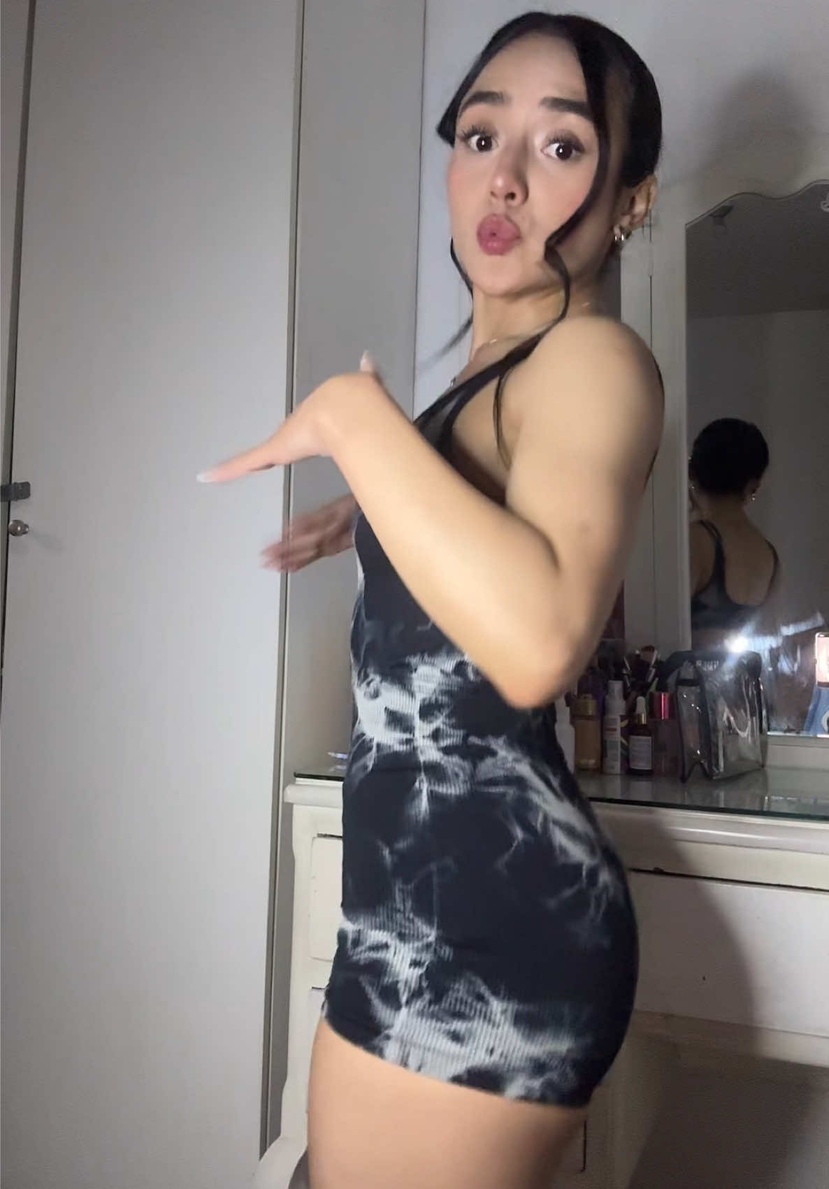@Tabata Jezrrel