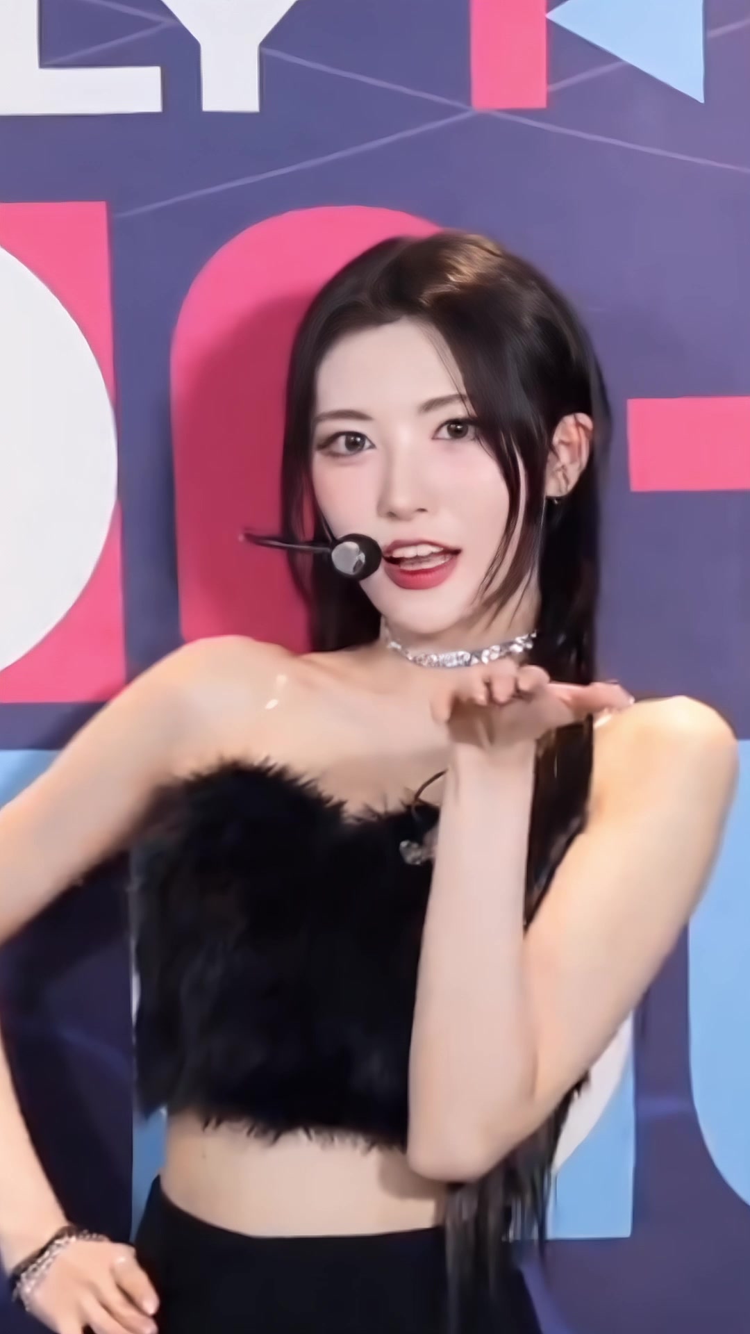 @fancams ! 🐇