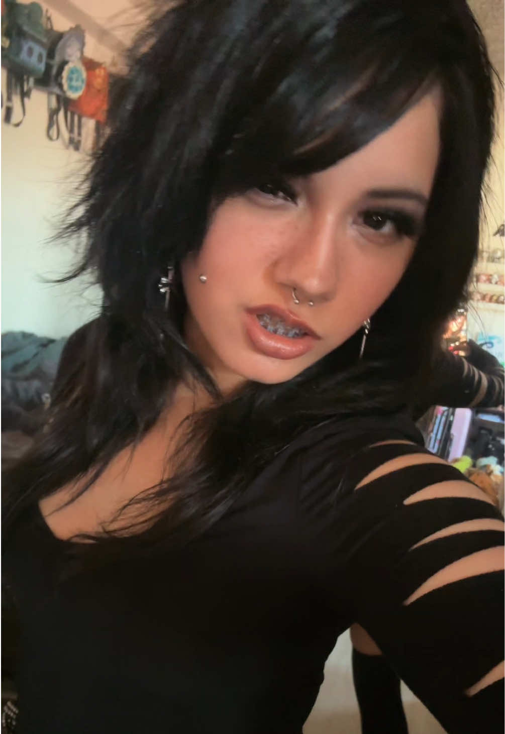 @dyinglivegirll
