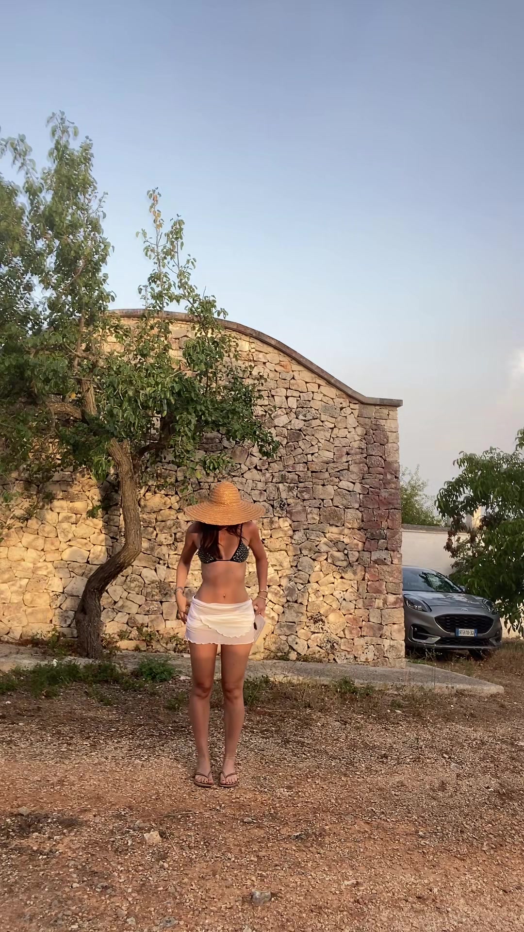 @Adriana