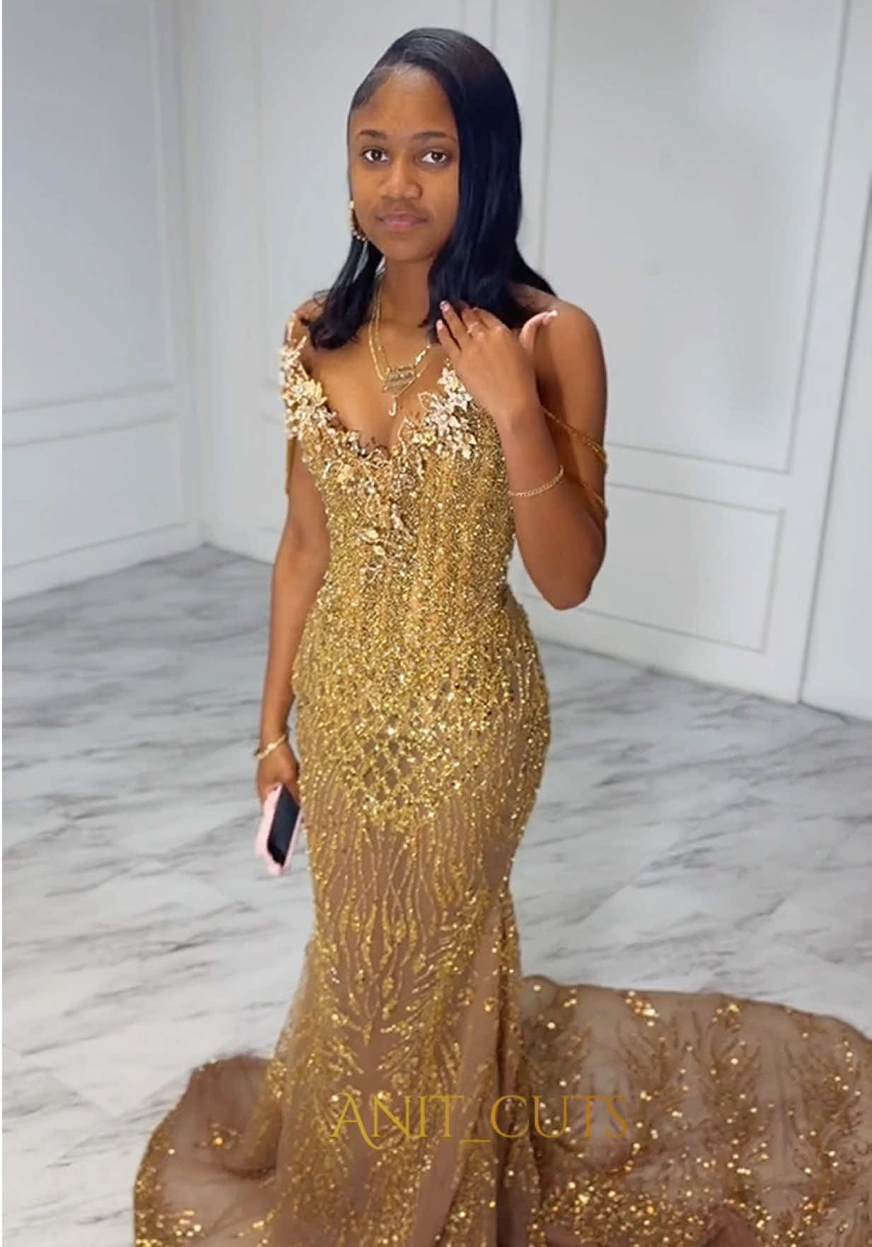 @Anit Cuts | Prom & Bridal