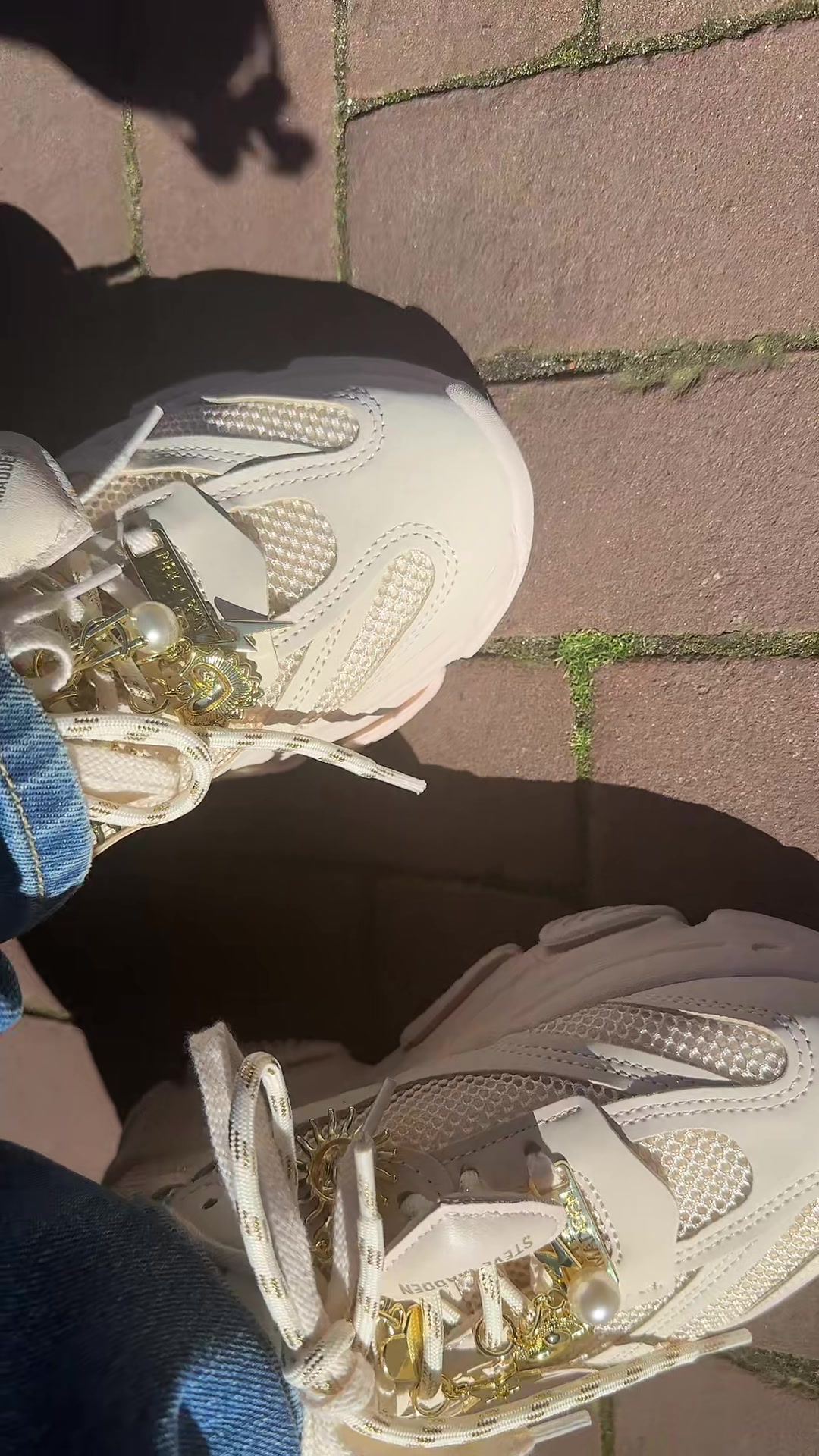 @𝐑𝐄𝐃 𝐄𝐗𝐂𝐋𝐔𝐒𝐈𝐕𝐄