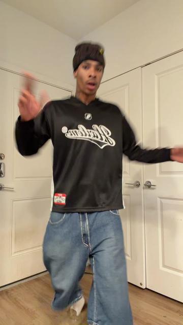 @swervoe_
