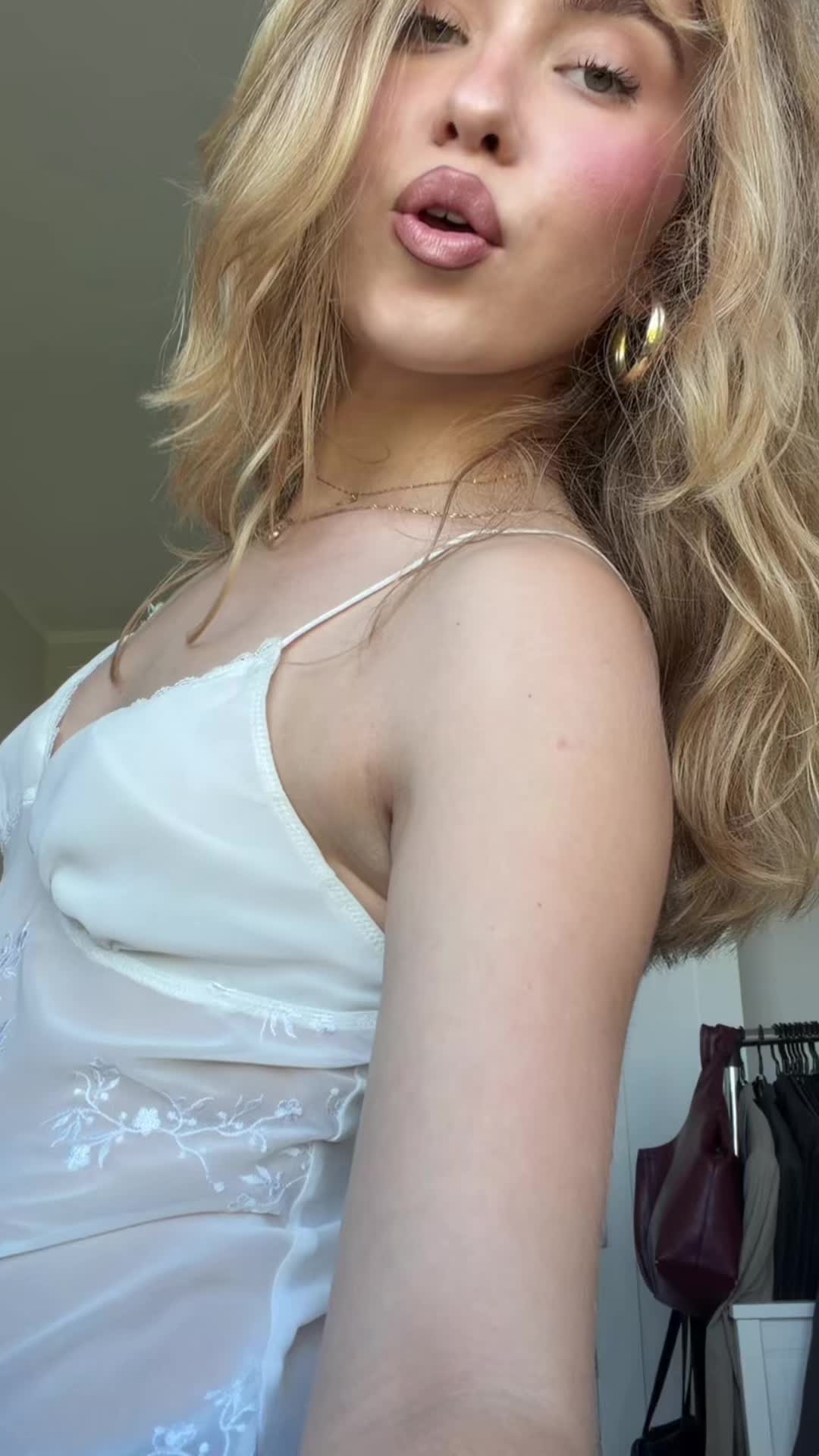 @Oliwia🍒 @livwithgoodenergy
