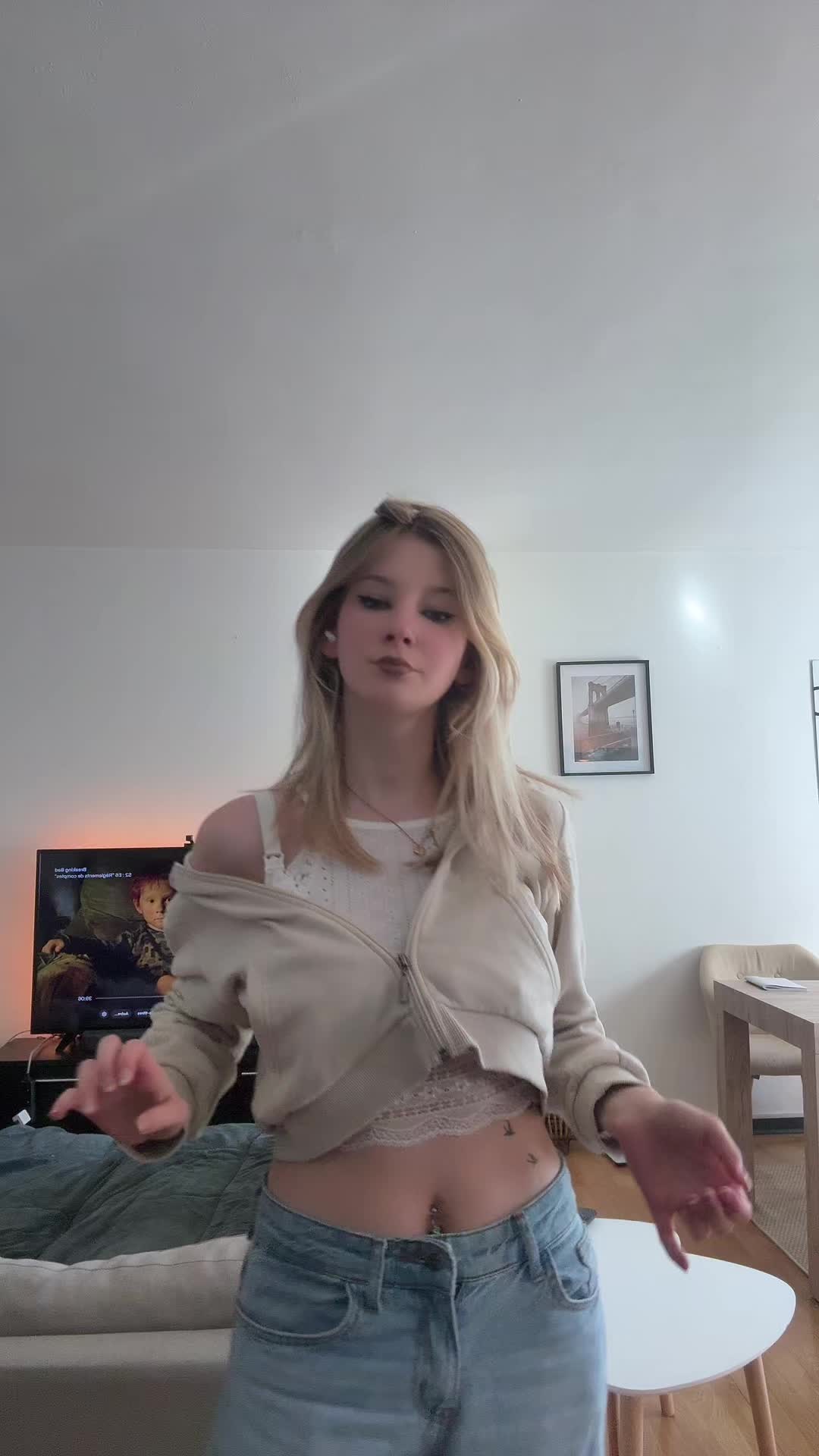 @Léa๐