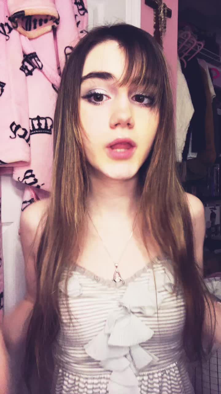 @🦄