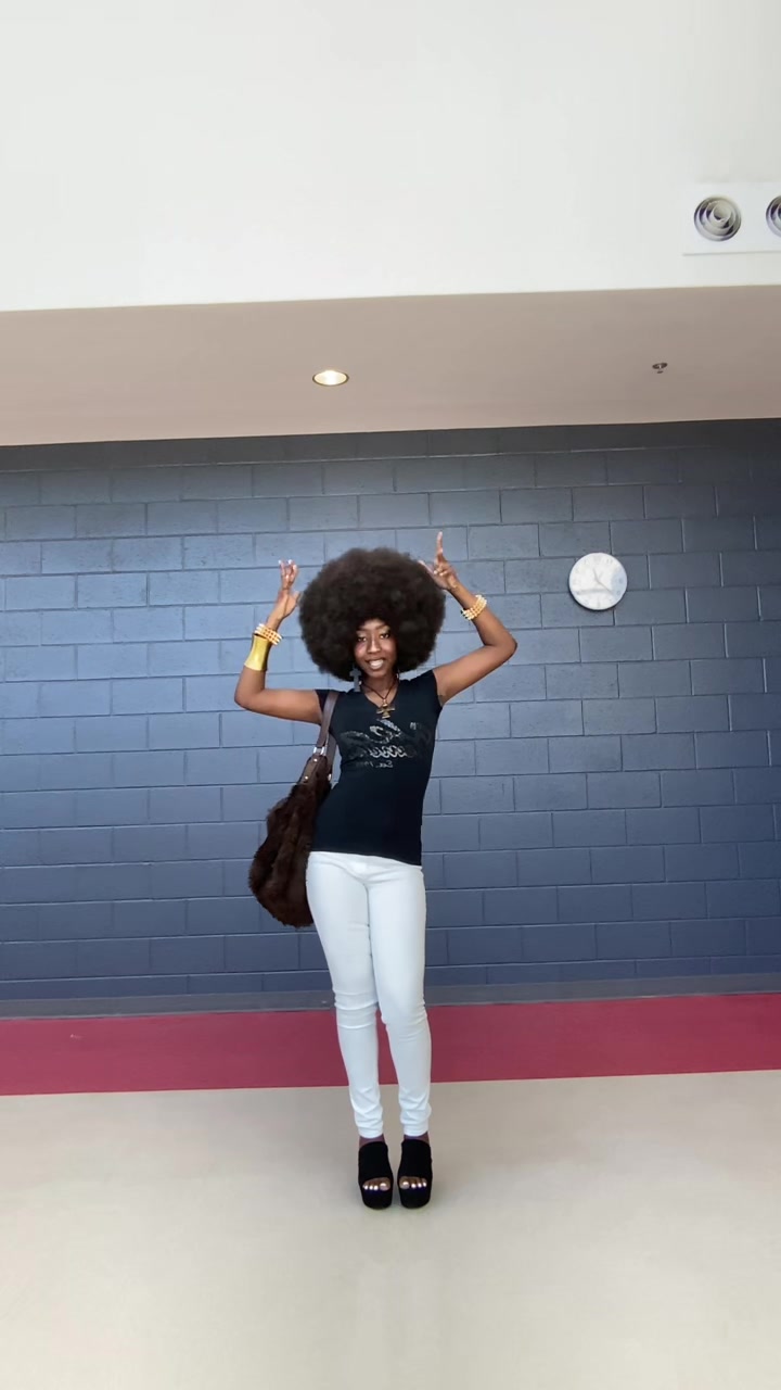 @9ethergoddesz