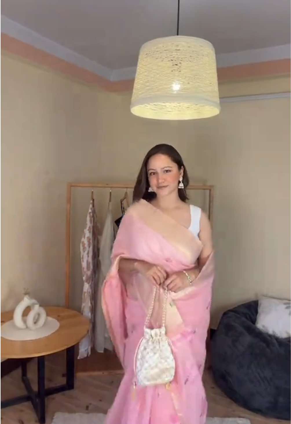 @gulabi_ethnic_wears
