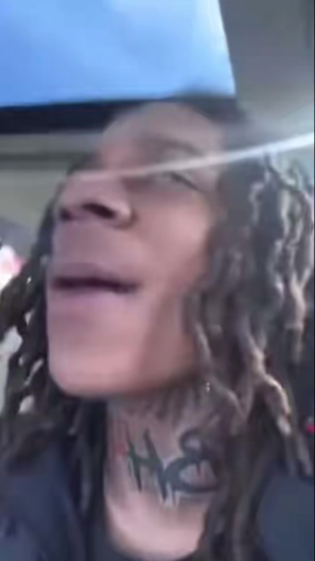 @Grandekarlos