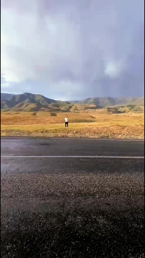 @&ouml;zg&uuml;r2121