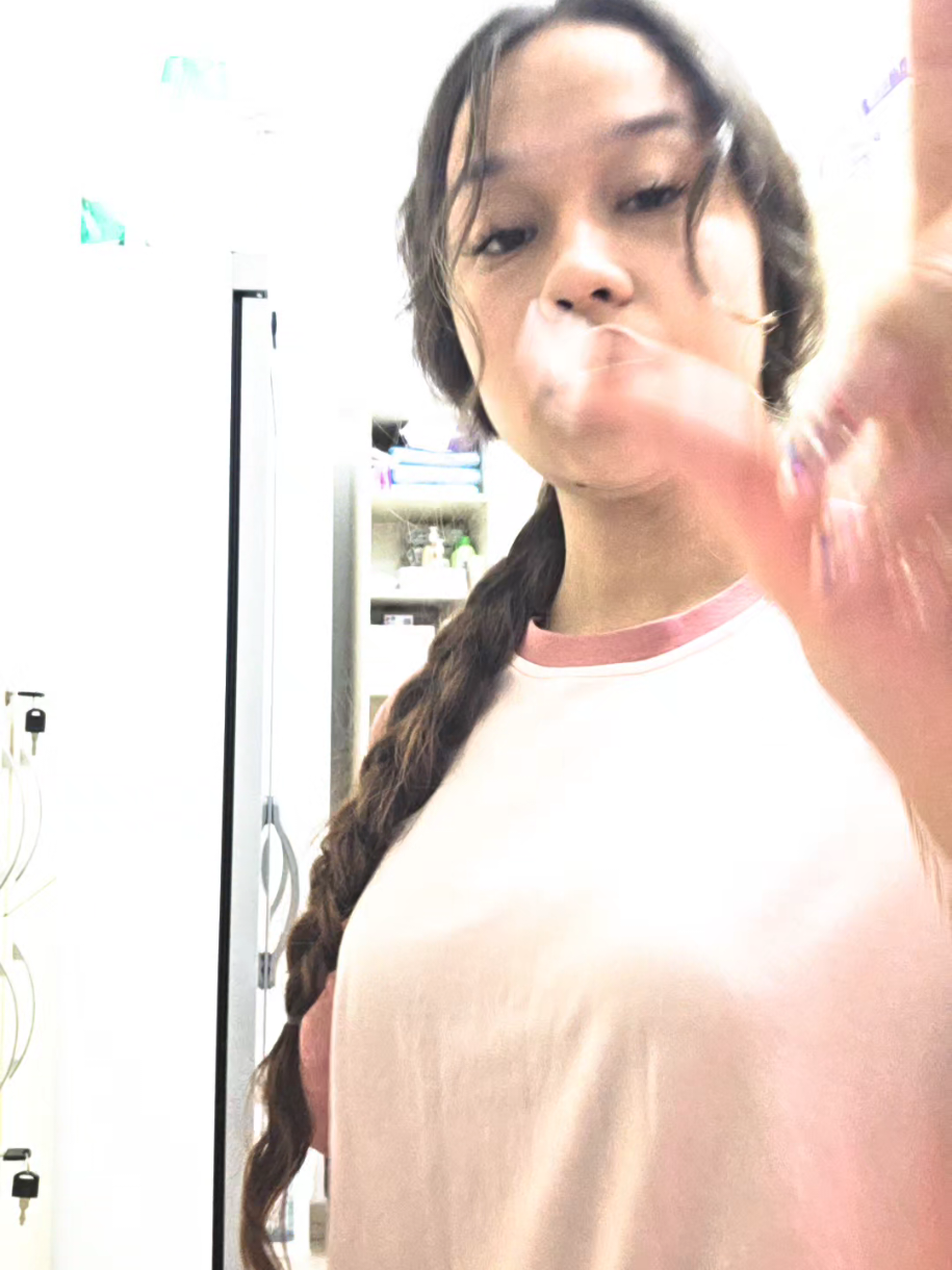 @r3;