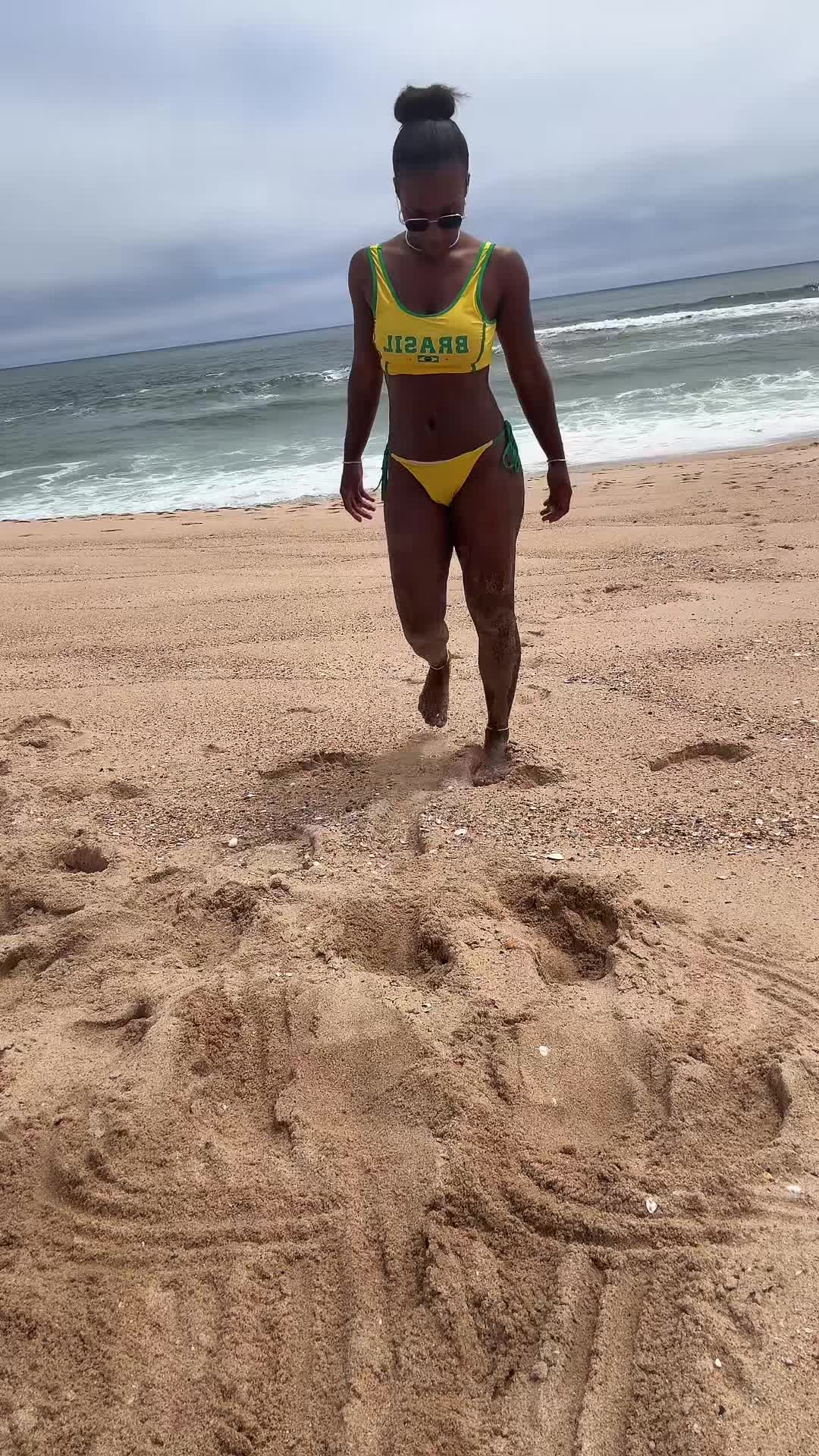 @Adrielly Beatriz