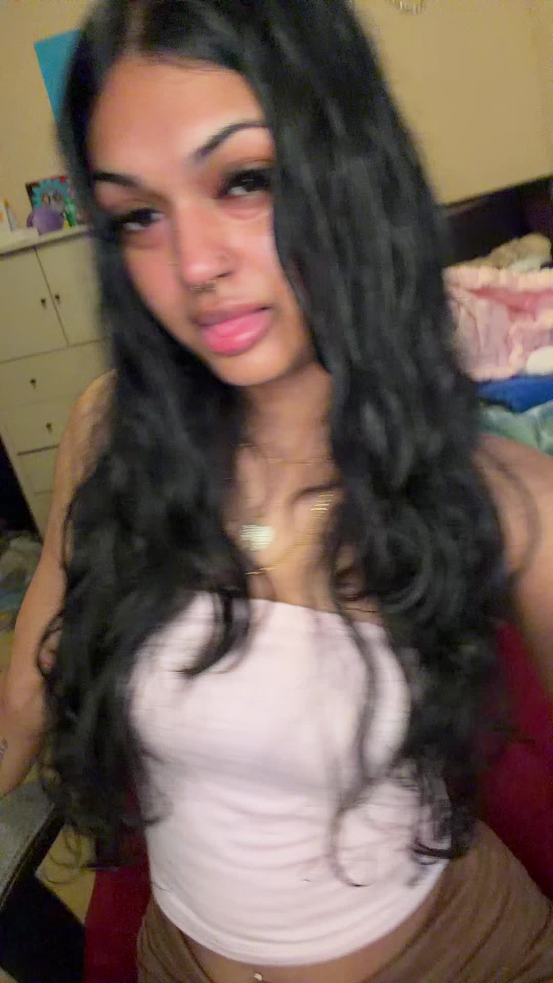 @Alyanna
