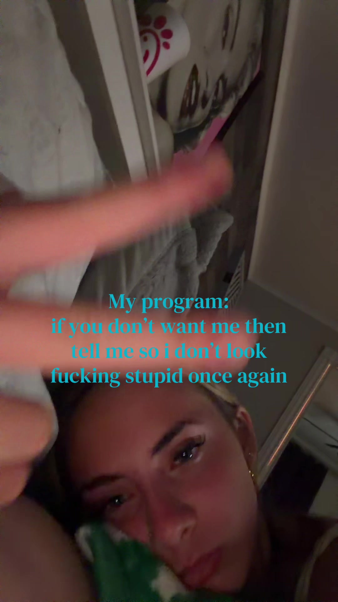 @???