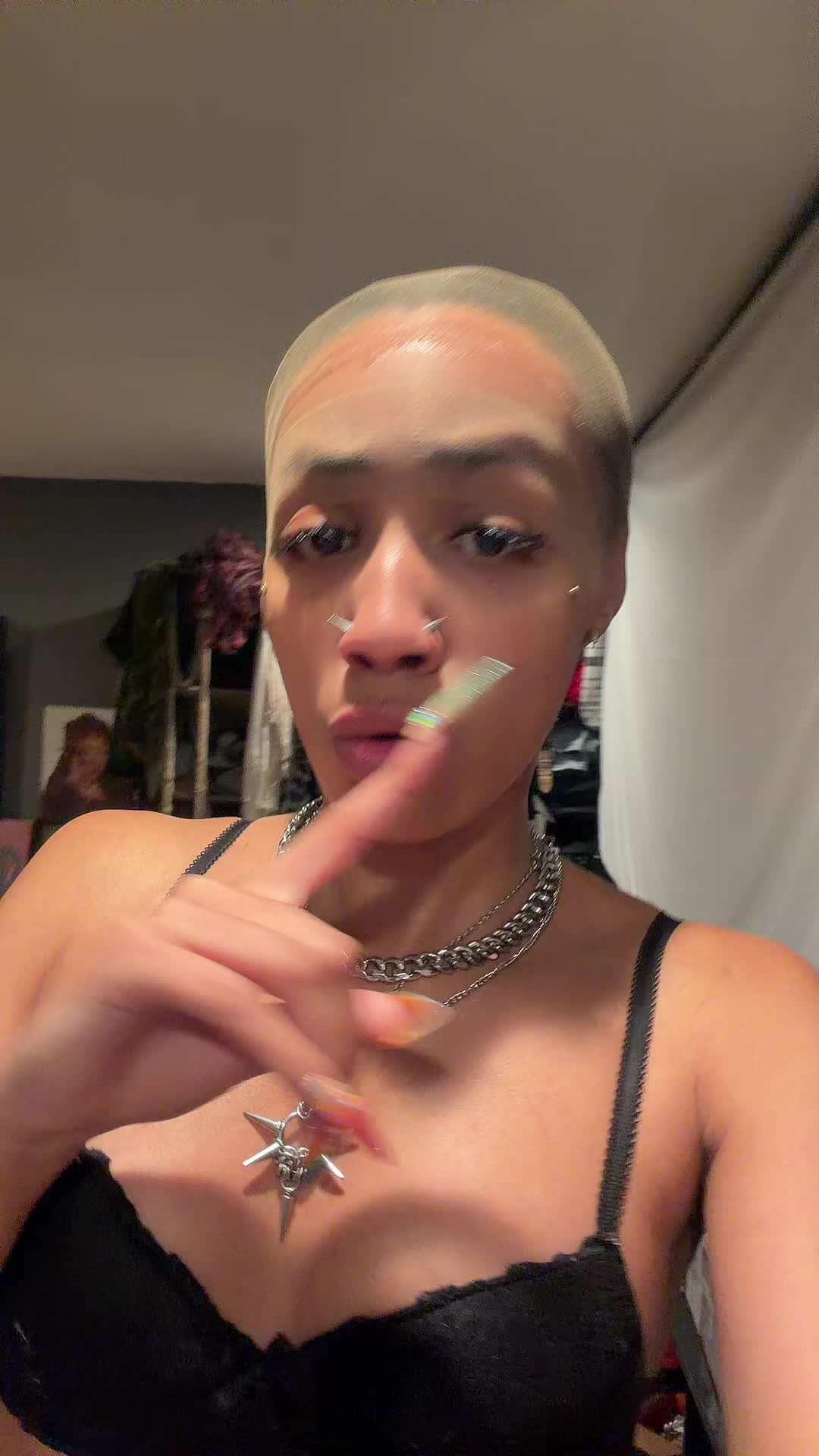 @wrlddomiinxn