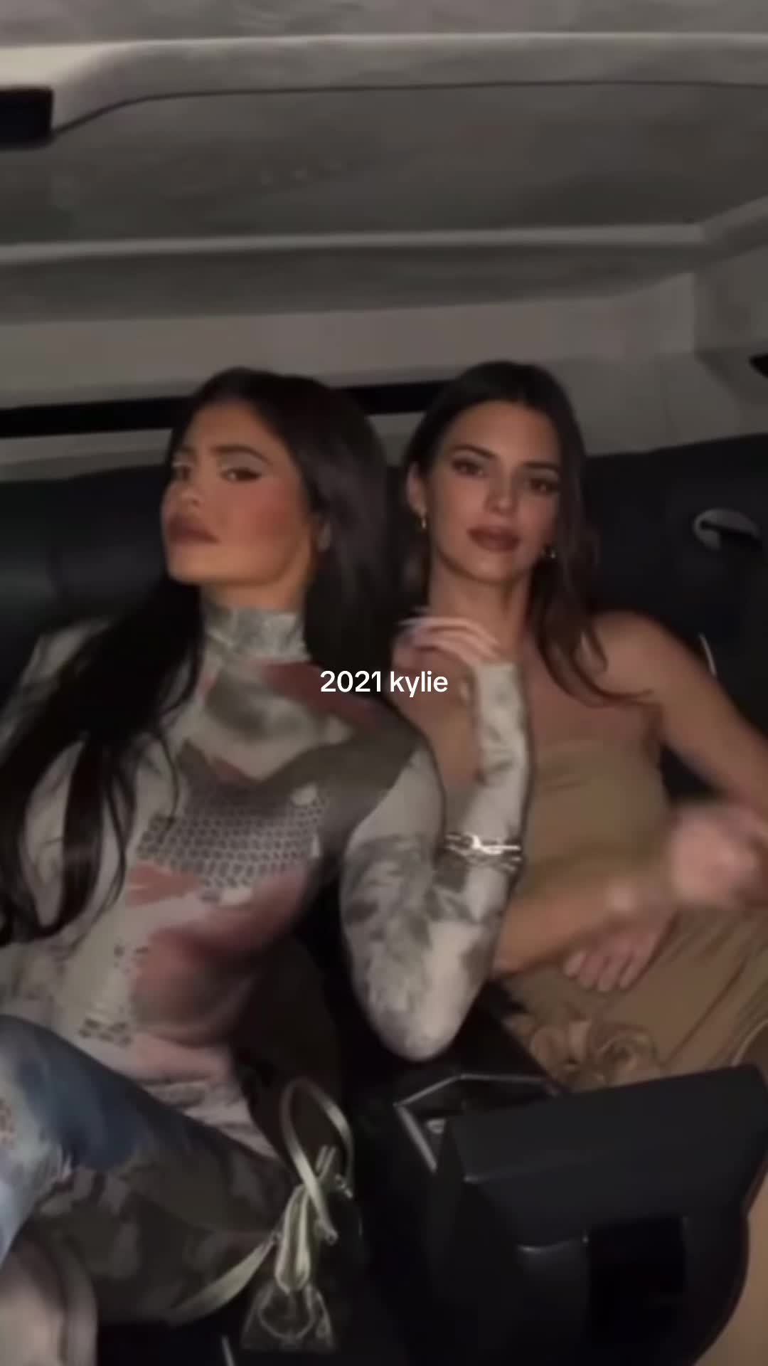 @♛