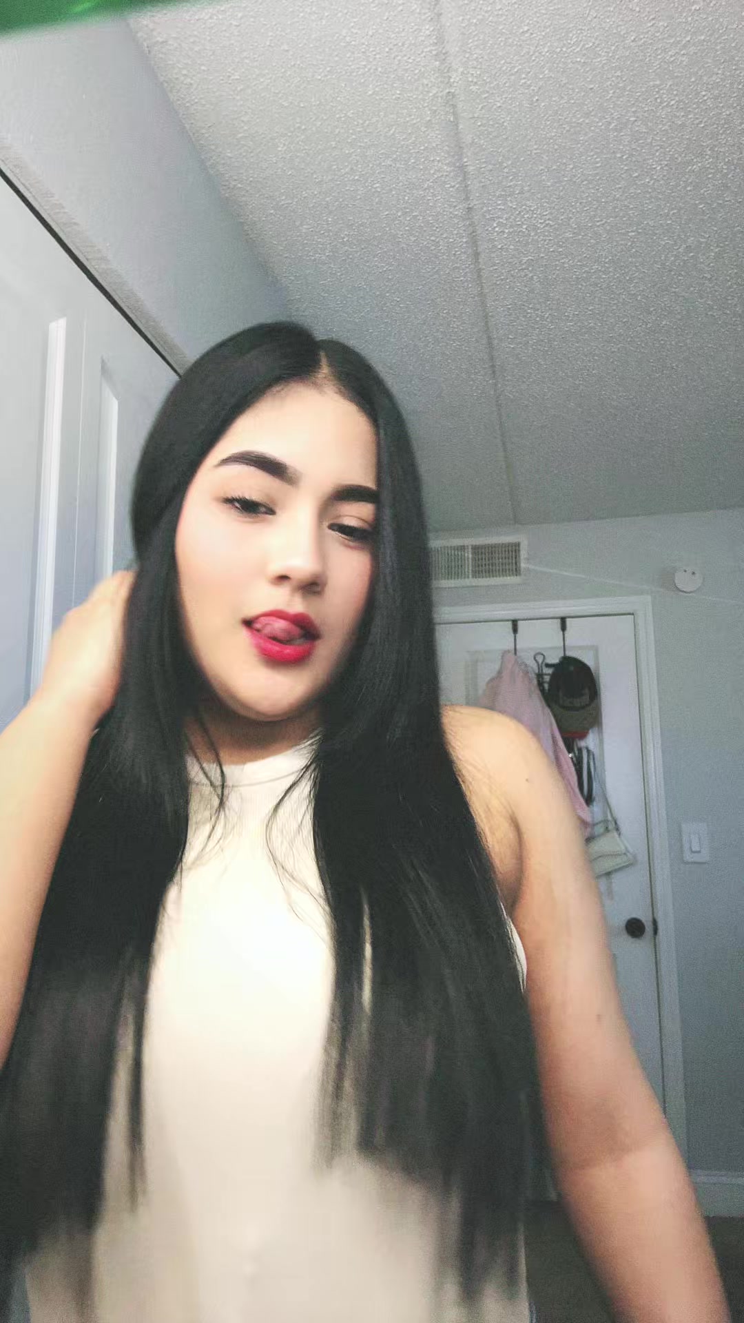 @Angie🎀