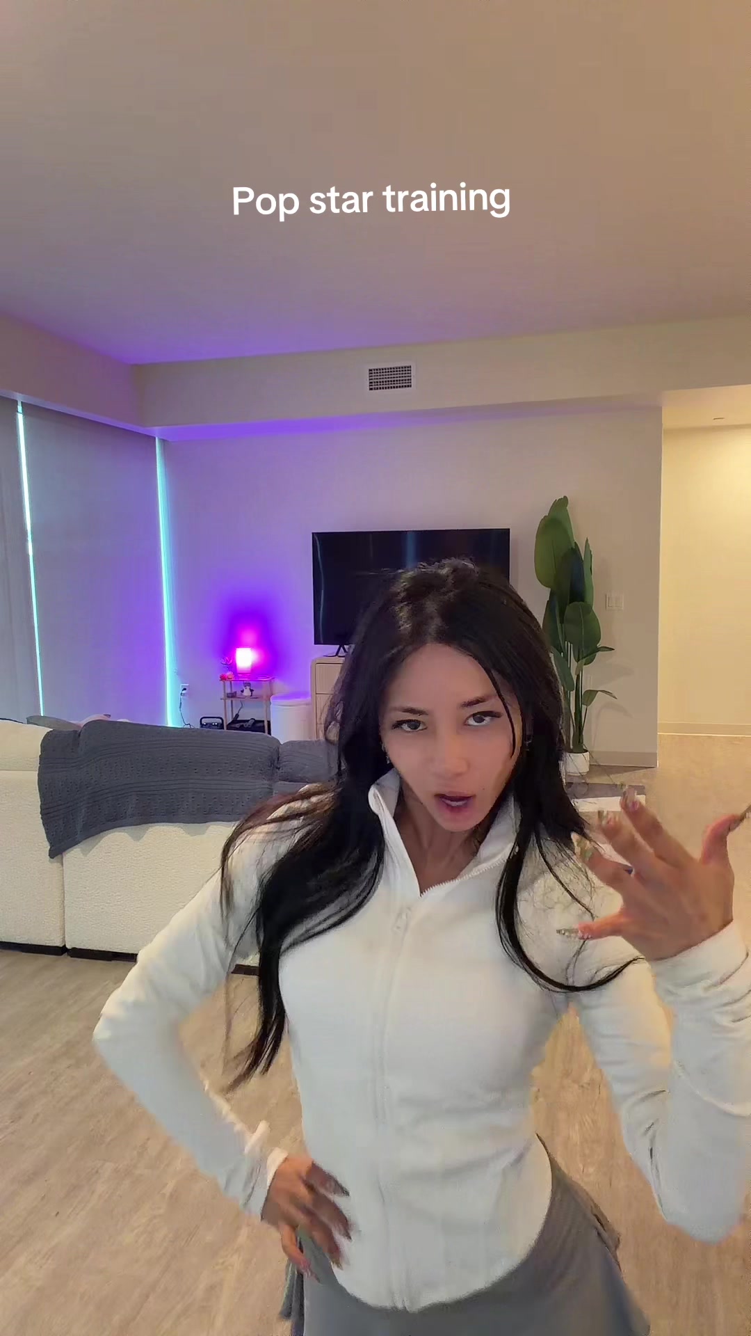 @Rach3l