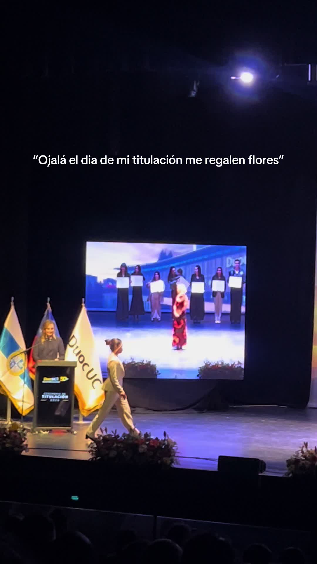 @Christine Ríos