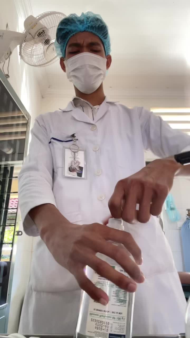 @ប្រុសស្អាត កំពង់ធំ