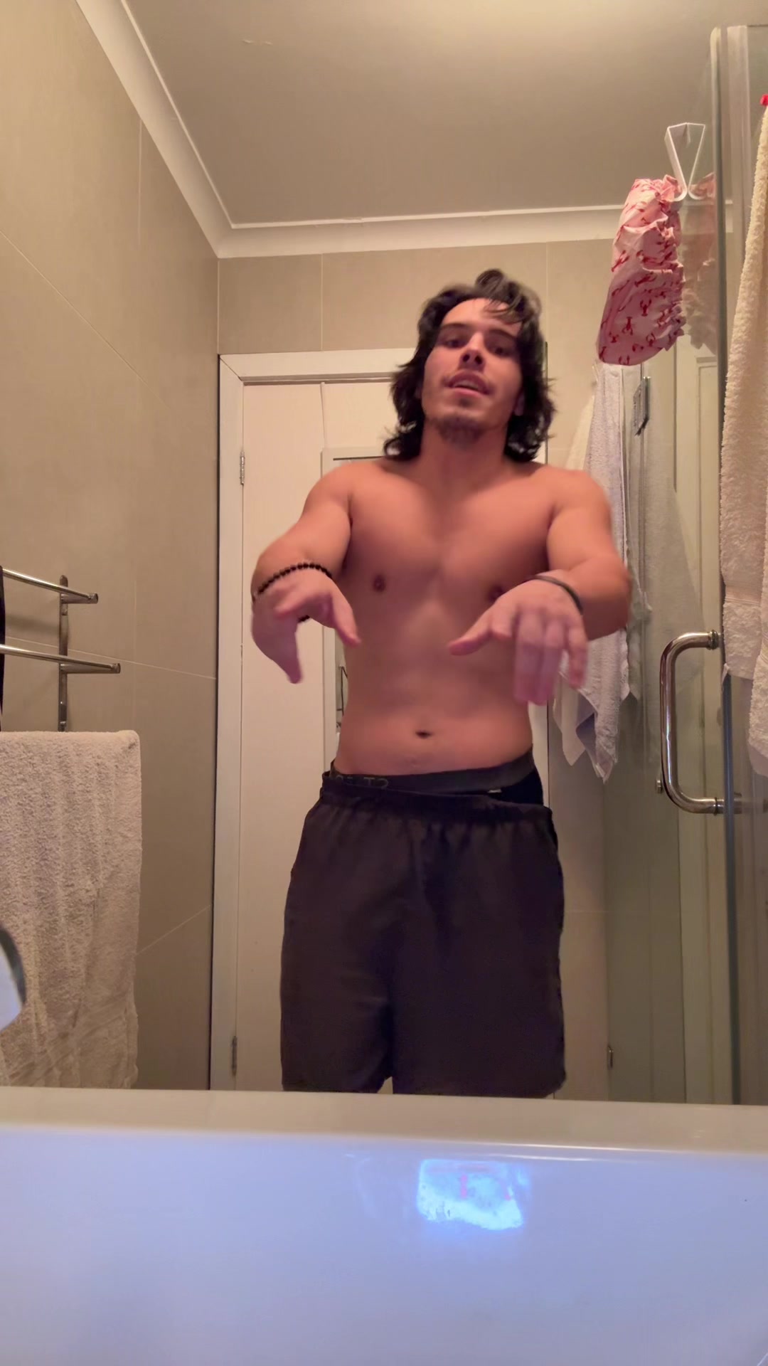 @EnikSuxks