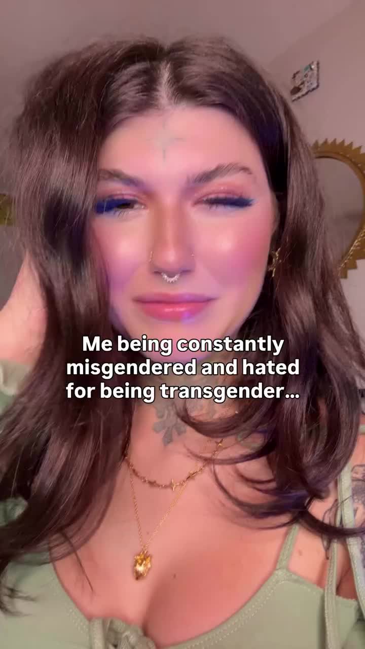 Jade (@littletrapjade) - Urlebird