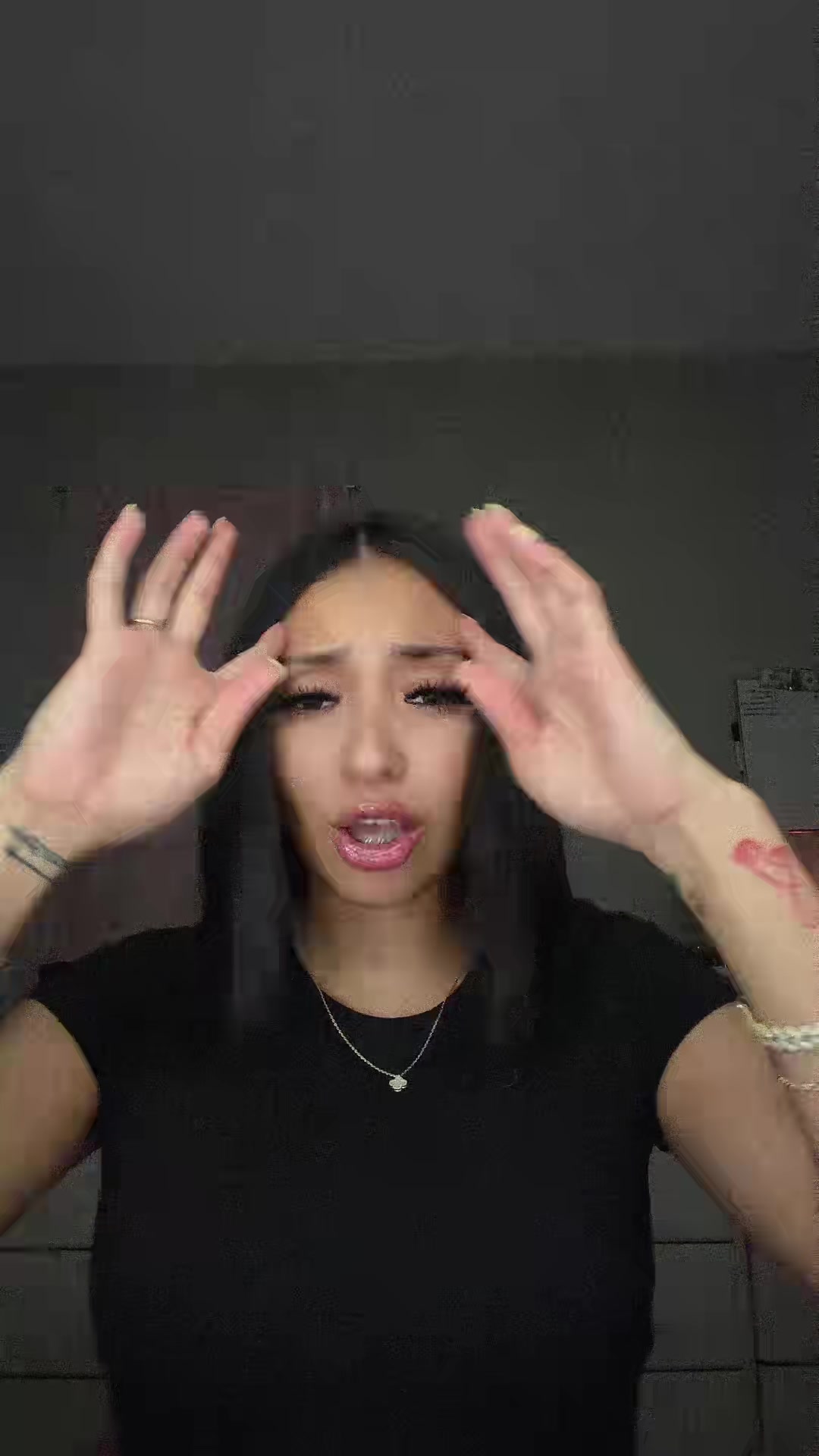 @Anaira ✨