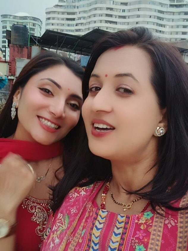 @Janu🧿