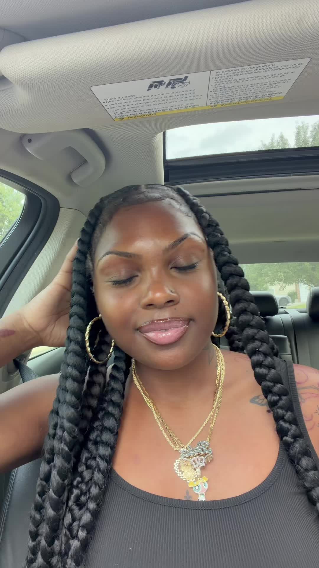 @Bri3