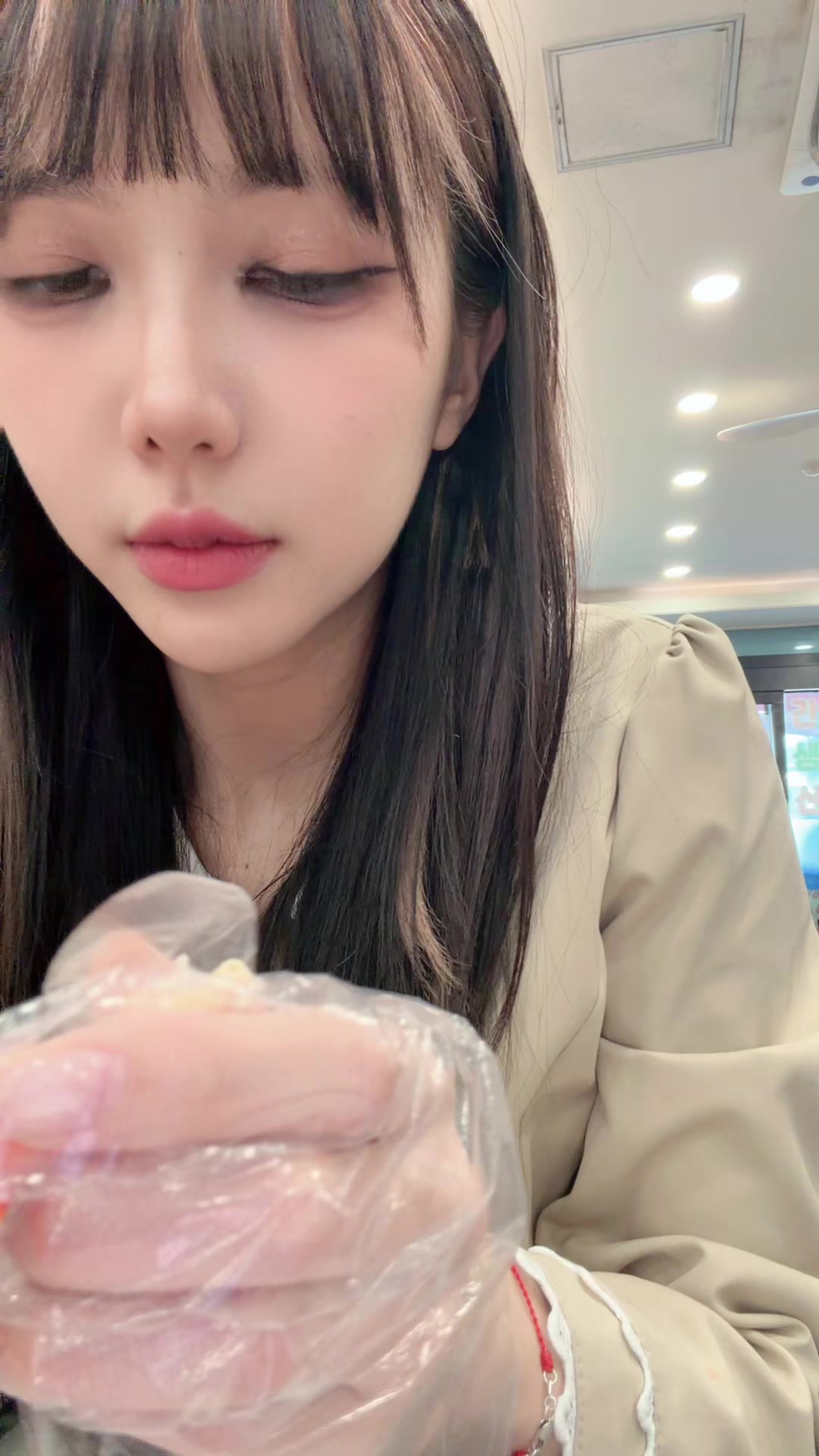 @Mi