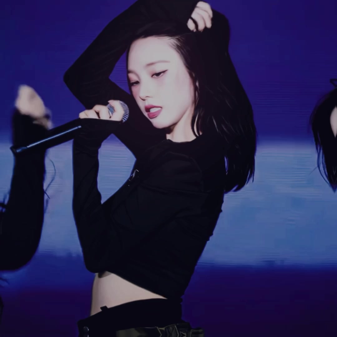 @𝓐𝓻𝓲 ✧