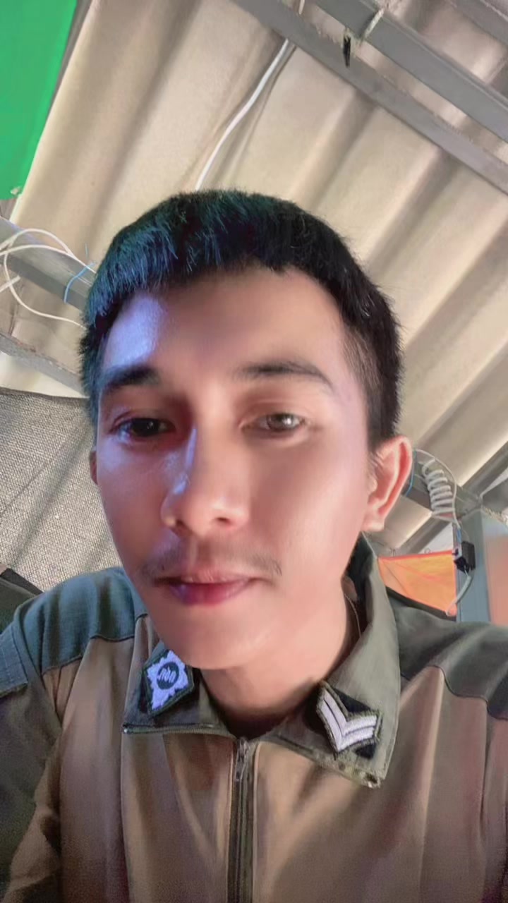 @จ่านิว