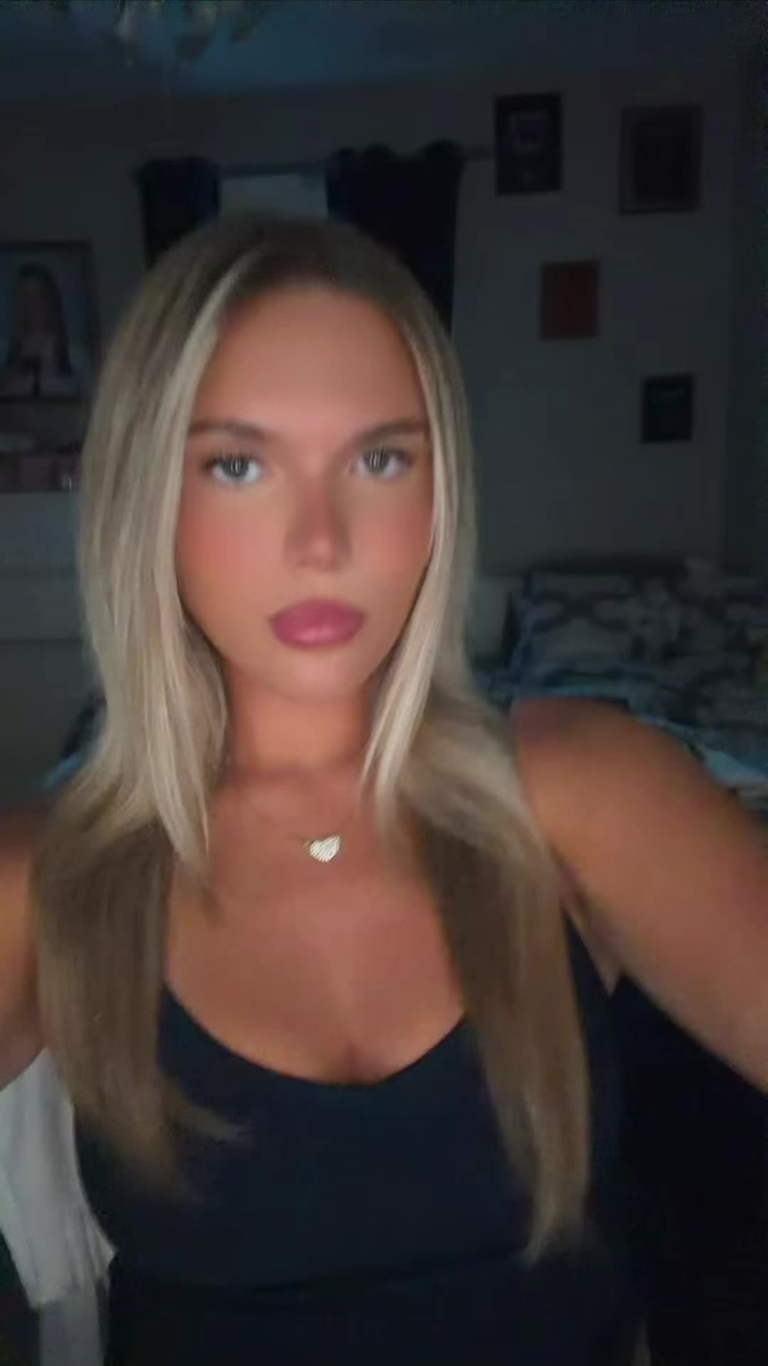 @vickygrygus