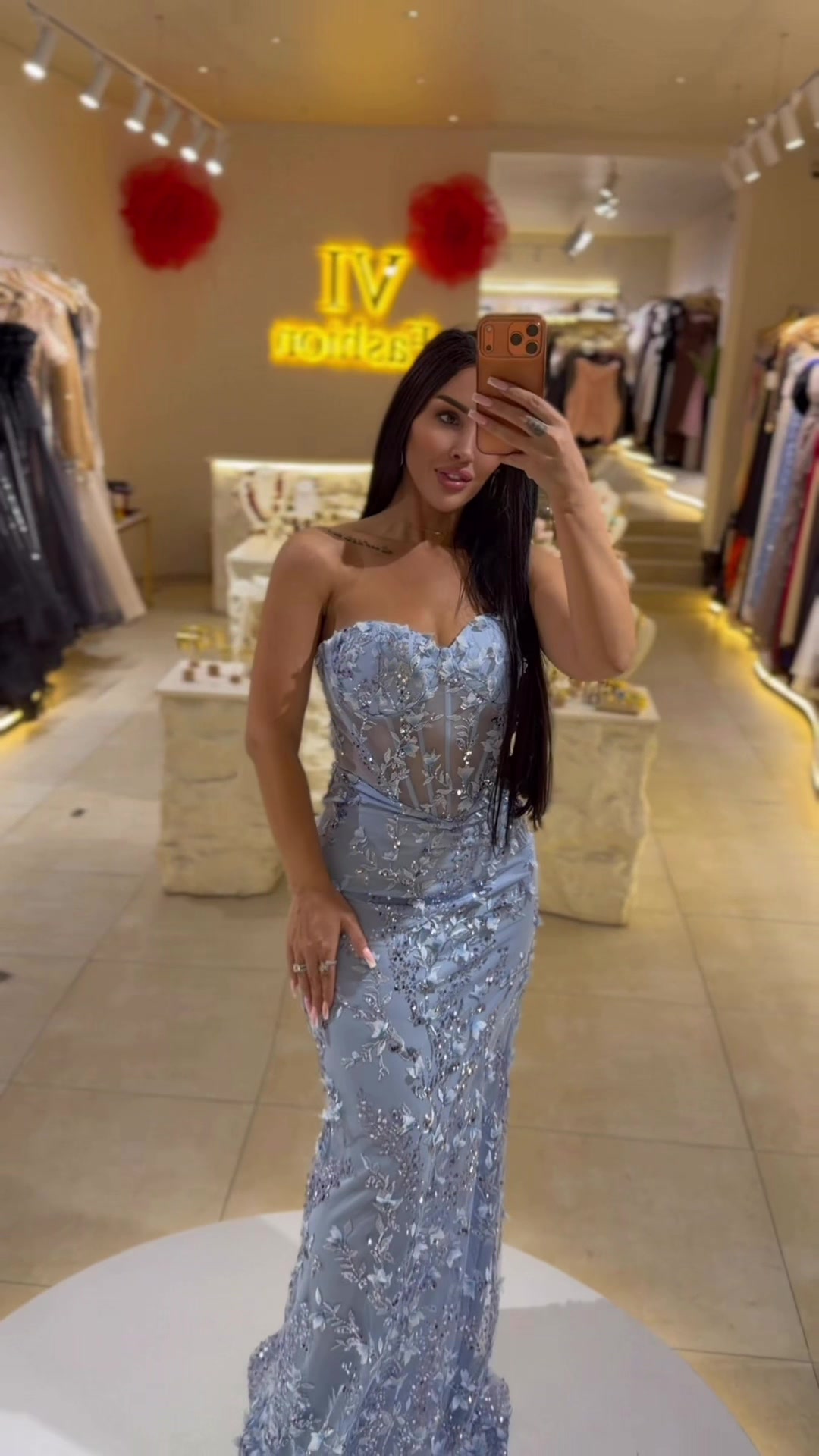 @Vi Fashion