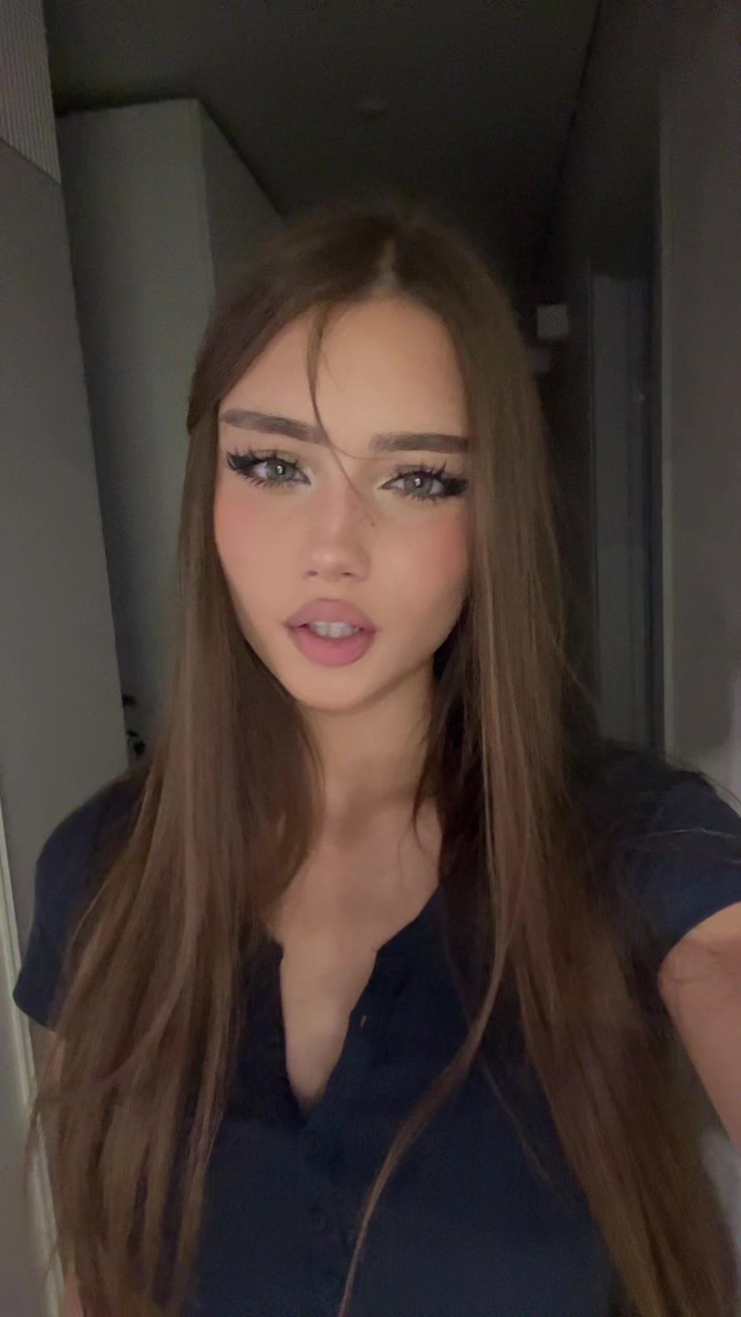 @arishka1_11