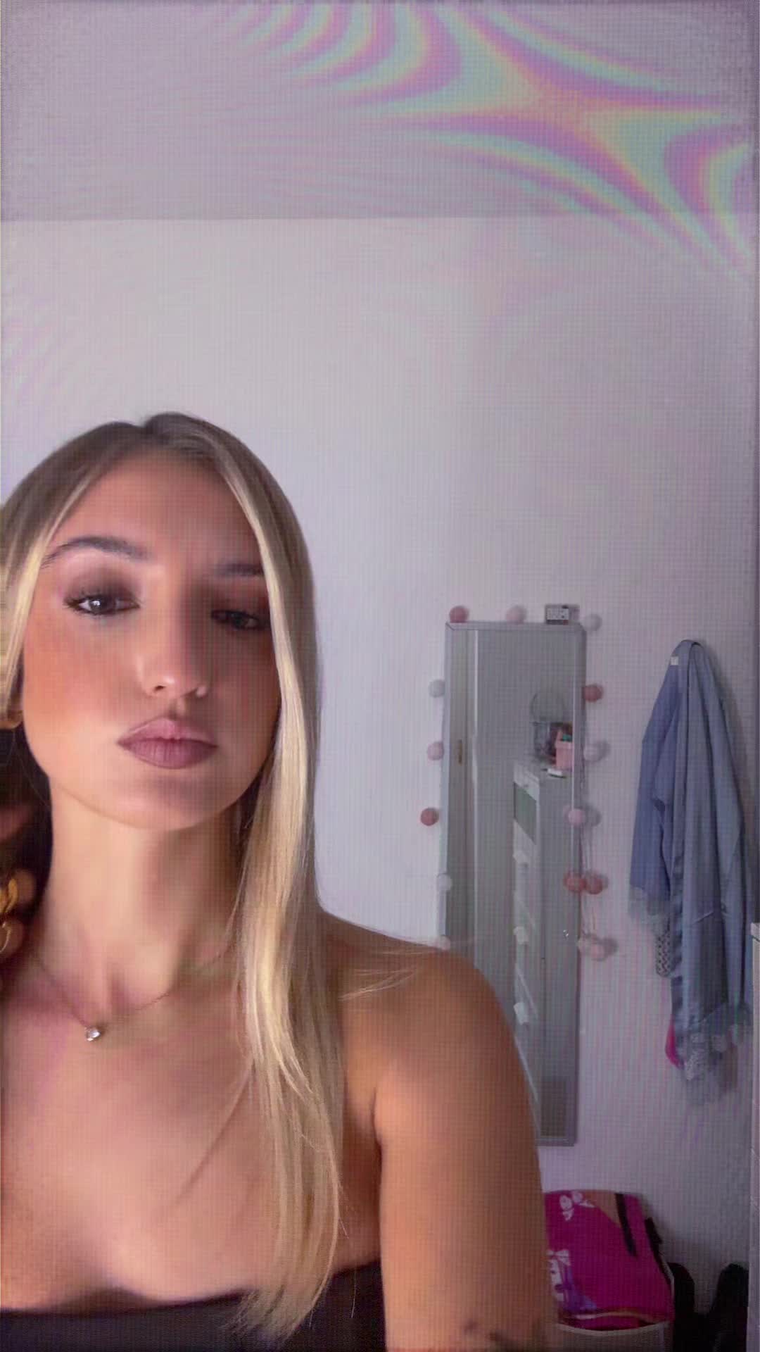 @ci🪽