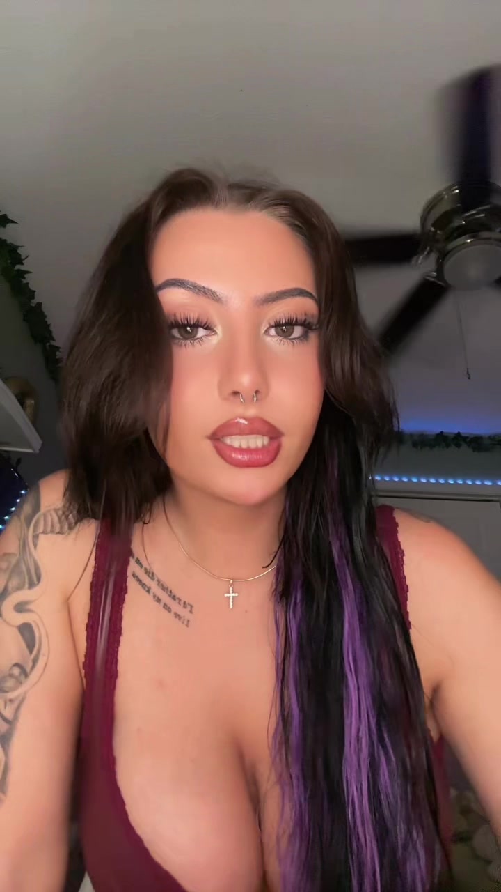 @Megan🤍