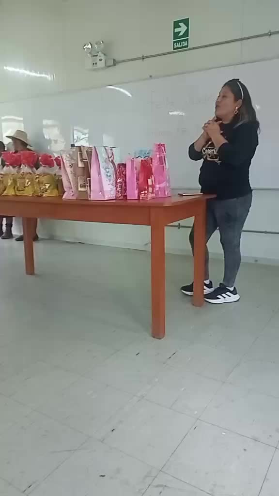 @Lucia Reyes Ser&iacute;n