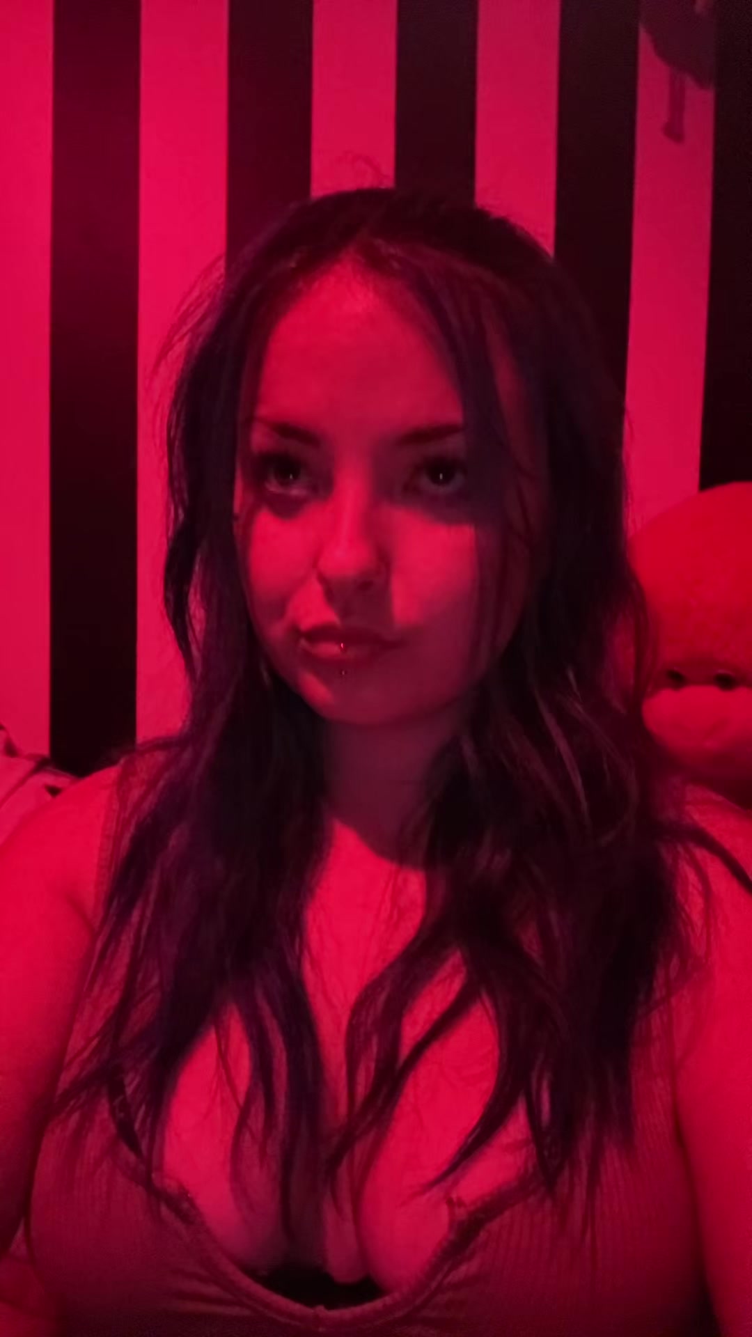@thatbluehairbaddie