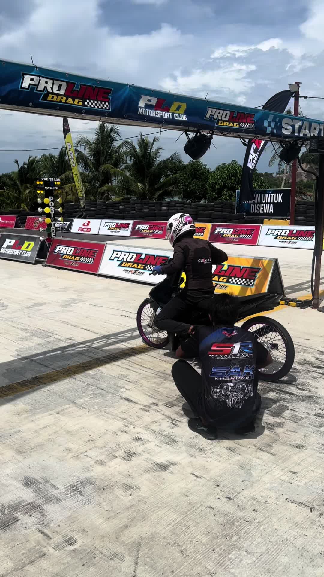 @AyieSpeedMachine🏁