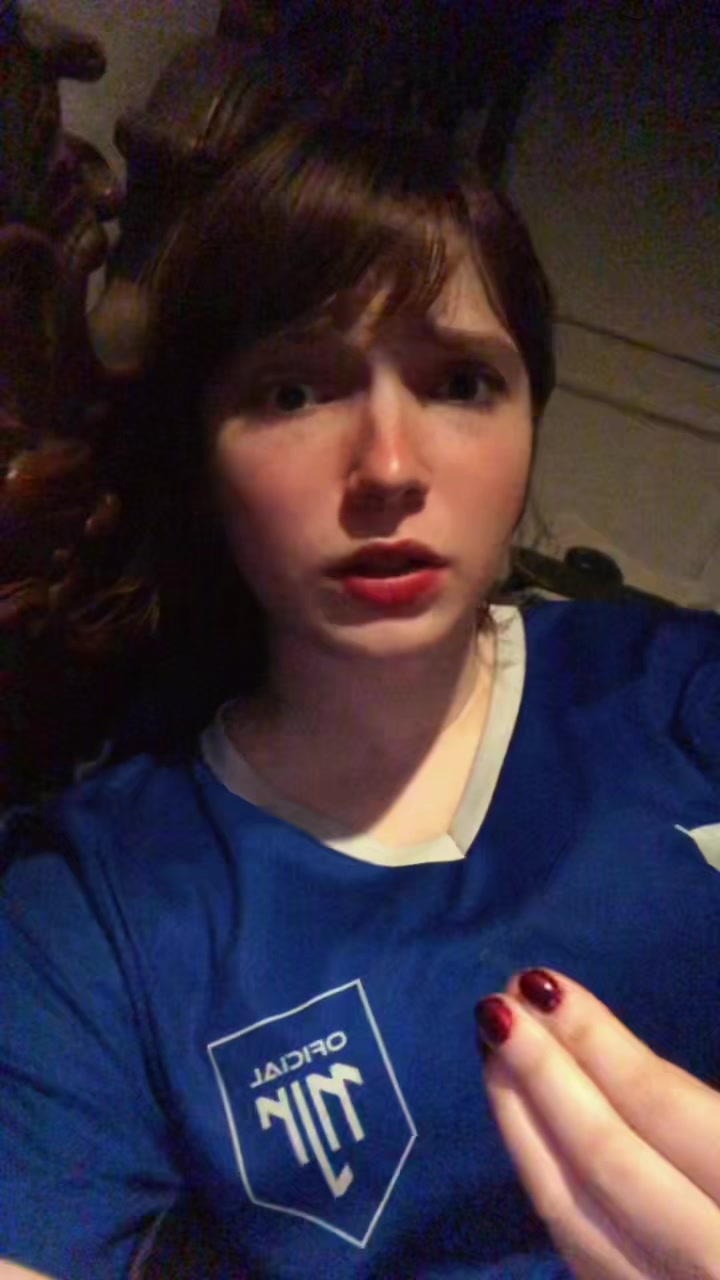@reviewdebatatafrita