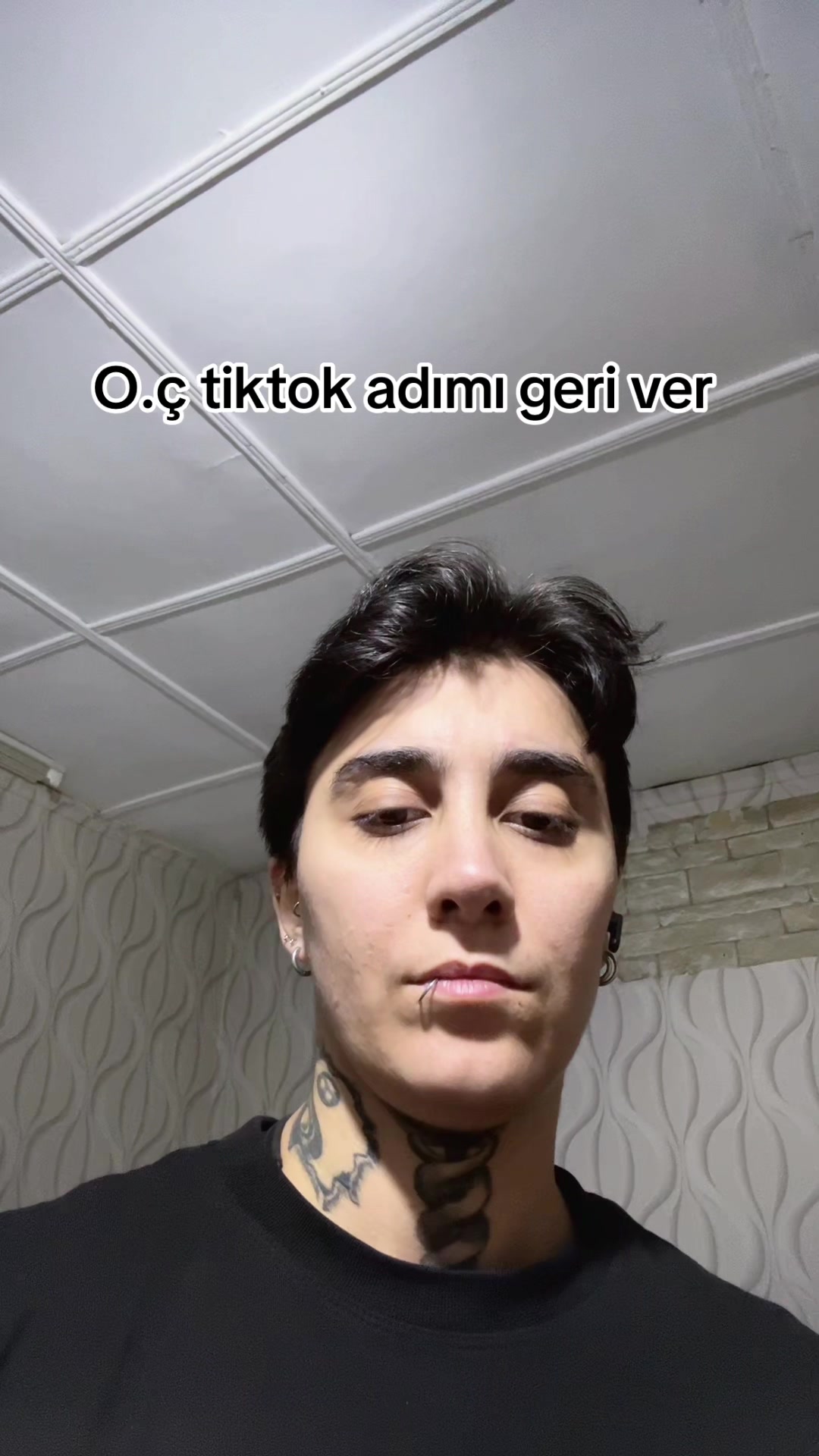 @Luzia