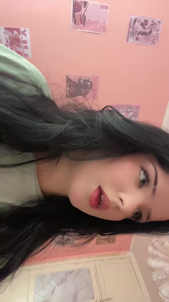 @Маленька