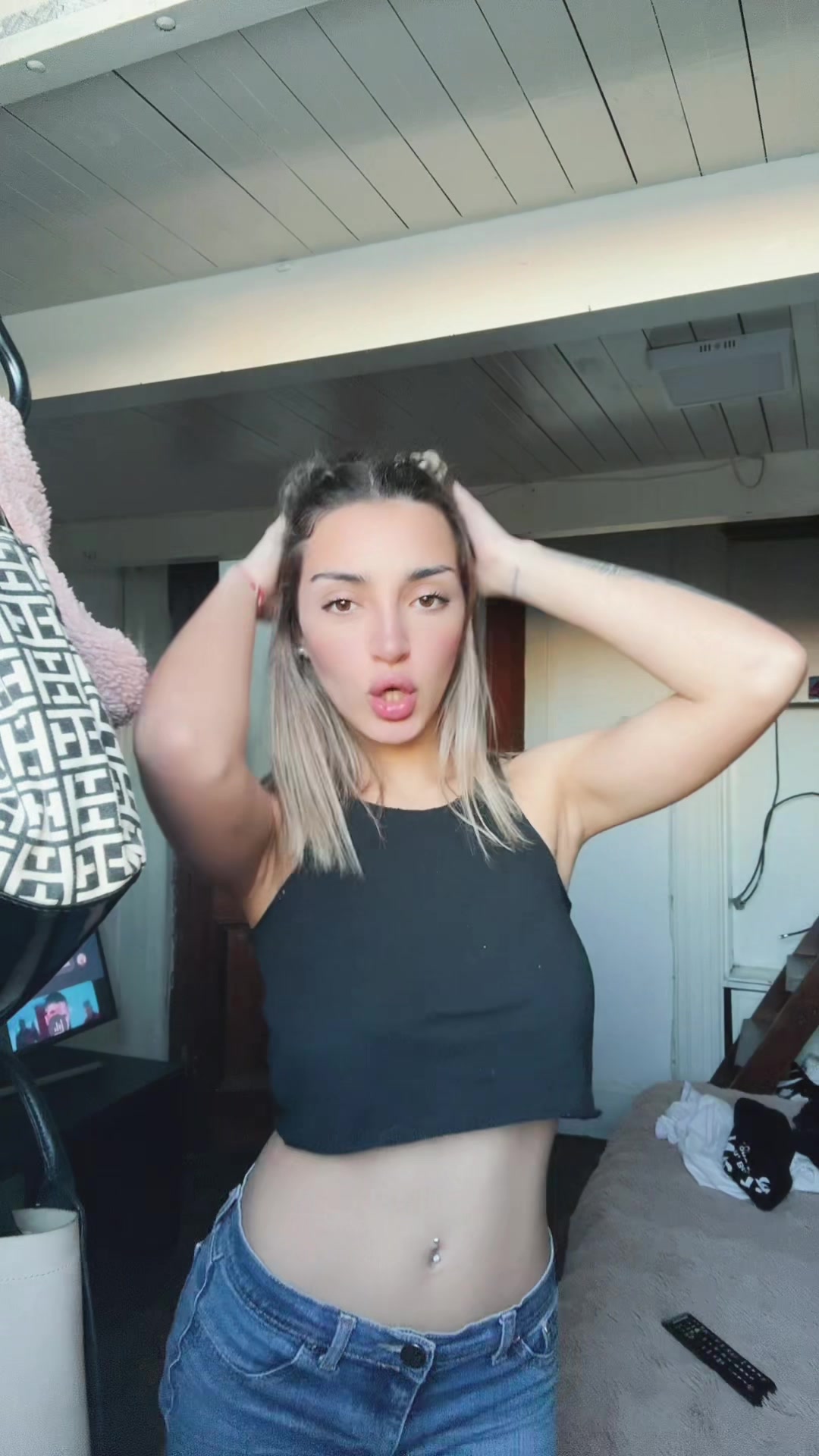 @Niki❤️