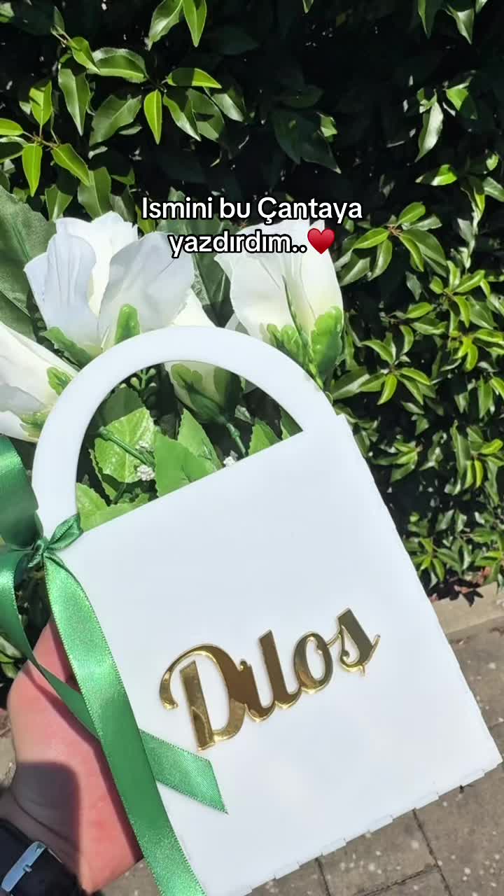 @Nehirbonboniere